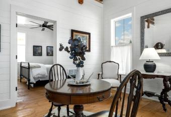 Cedar Break - Cabin D has Balcony rooms