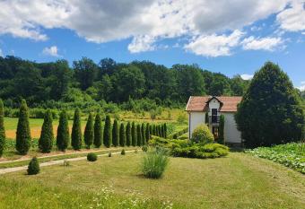 Zelena dolina has Balcony rooms