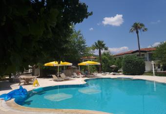 Club Mel Holiday has Balcony rooms