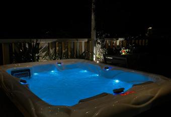 Casa Benita allows 18 year olds to book a room