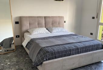 Mirabelo has Balcony rooms