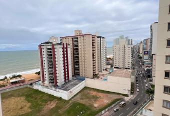 Ap de 3 qts, Itapo   quadra do mar has Balcony rooms