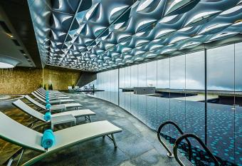 Sky Retreat Genting Highlands allows 18 year olds to book a room