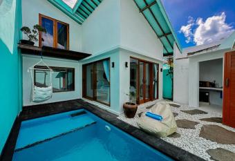 The Lavana Made Giyor Villa Nusa Lembongan allows 18 year olds to book a room
