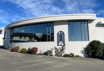 Bay Dream Believer ! allows 18 year olds to book a room