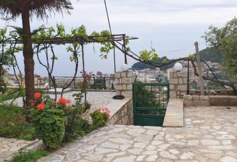 Escape Rooms allows 18 year olds to book a room