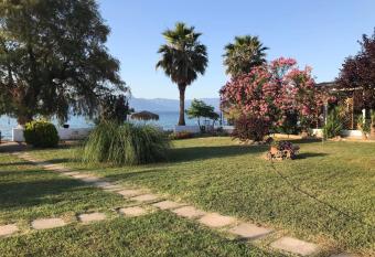 POSEIDON has Balcony rooms