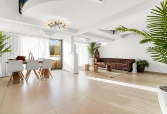 The gaudi house TLV has rooms with a private hot tub