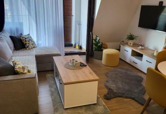 Div  ibare_sunrise has Balcony rooms