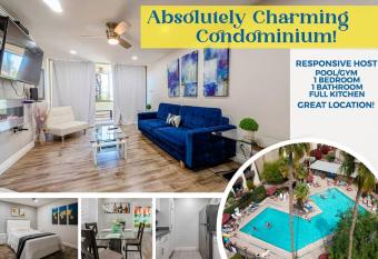 Absolutely Charming Condominium with Pool! has rooms with a private hot tub
