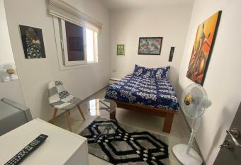 Chambres d h  tes allows 18 year olds to book a room