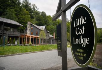 Little Cat Lodge has Balcony rooms