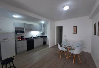 Coqueto Departamento sobre Boulevard has Balcony rooms
