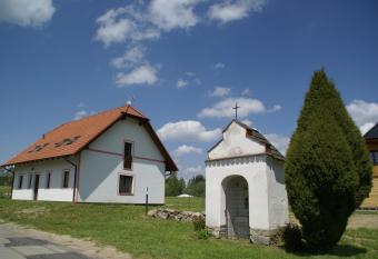 Apartm  ny u Ol  insk   kapli  ky has Balcony rooms