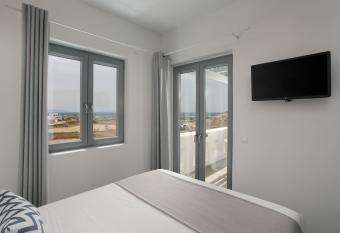 Jardin Mikri Vigla has Balcony rooms