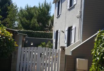 Maison    la Baule has Balcony rooms