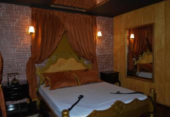 Amore Mio (Adult Only) allows 18 year olds to book a room