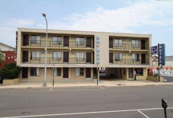 Dry Dock Motel has Smoking/Balcony rooms