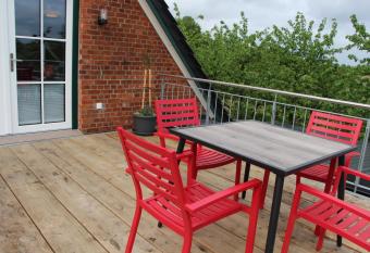 Ferienwohnungen H  hen18 has Balcony rooms