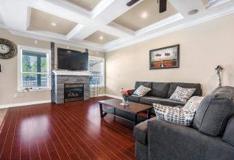 Share Home 1BD suite in Coquitlam allows 18 year olds to book a room