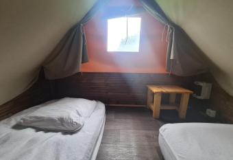 Maison Pouligny-Notre-Dame, 2 pi  ces, 2 personnes - FR-1-591-403 has Balcony rooms