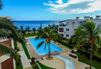 Orizon Seaview - Penthouse en bord de mer has Balcony rooms