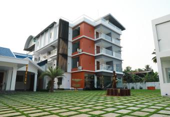 ACHOOS RESIDENCY has Balcony rooms