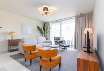 Casselbergh Residences Leader - De Haan allows 18 year olds to book a room