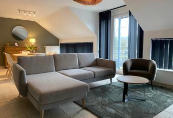 R  sidence de l Ourthe allows 18 year olds to book a room