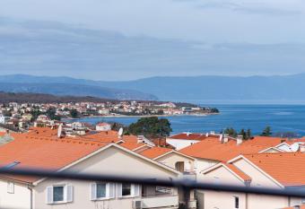 Apartments & Rooms Lavanda has Balcony rooms