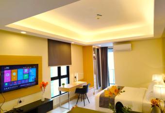 GentingTop CozyColdSuite4Pax at GrdIonDelmn allows 18 year olds to book a room