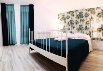 Cazare Casa Evelin has Balcony rooms