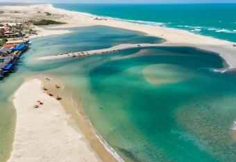 S  tio SPA C  u De Verdade , Praia de Barra Nova , Cear   has rooms with a private hot tub