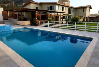 CASA DE CAMPO PACHA KILLA ILLARI allows 18 year olds to book a room