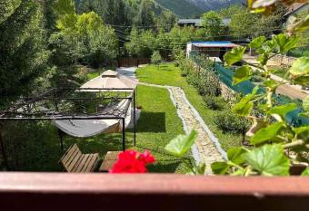 Cosy Mountain Villa in Nizepole has Balcony rooms
