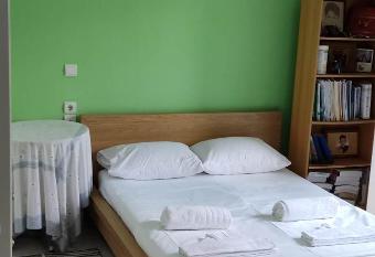 Chill-Utopia has Balcony rooms