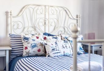 The Shoreline Retreat allows 18 year olds to book a room