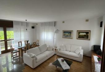 La Casa degli Orologi has Balcony rooms