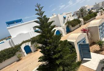 Beautiful Holiday Villa, Djerba has Balcony rooms