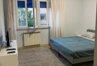 Domus da Antonio Fiumicino allows 18 year olds to book a room