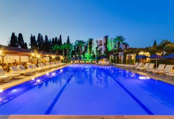 Natur Garden Hotel has Balcony rooms