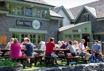Oak Tree Inn allows 18 year olds to book a room