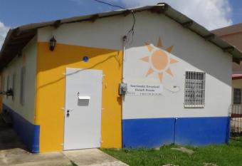 Hacienda Tropical Guest House has Balcony rooms