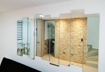 House coffee has Balcony rooms