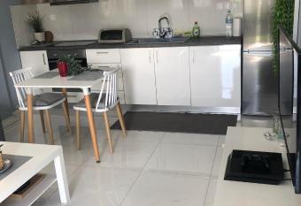 Natasas home 1 br allows 18 year olds to book a room