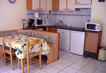 Appartement d une chambre avec balcon amenage et wifi a Saint Cast le Guildo has Balcony rooms