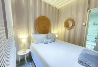 The Camptainer. Herondale Farm allows 18 year olds to book a room