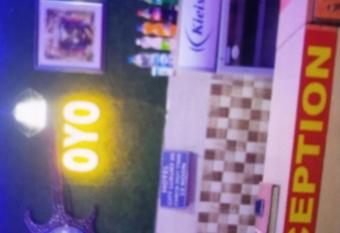 HOTEL CITY LUXERY 45C has Balcony rooms