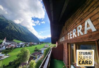 Pension Terra has Balcony rooms