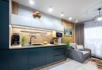 Apartament Vilanel has Balcony rooms